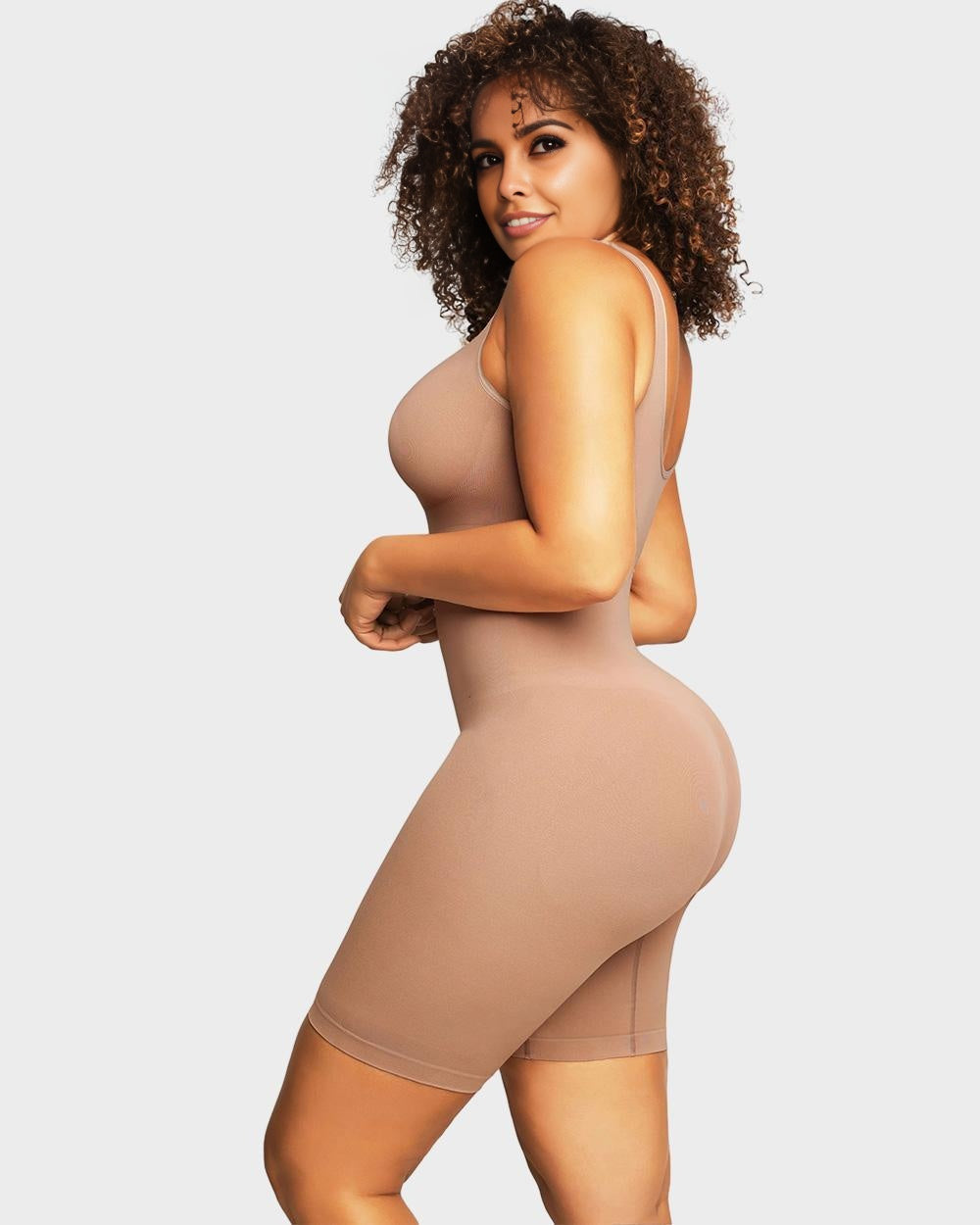 Body Modelador Sem Costuras até Meio da Coxa